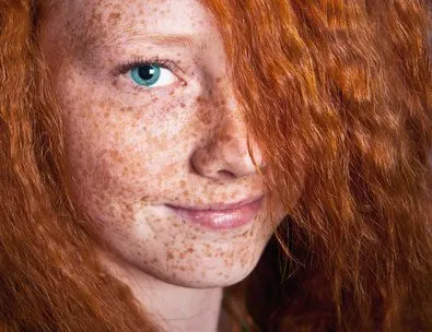 Smilig freckled girl
