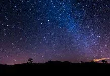 Przed nami Noc Perseidów! Co warto wiedzieć o deszczu spadających gwiazd?