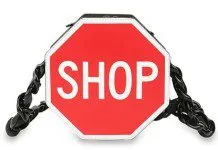 Kolekcja Moschino inspirowana… myjnią samochodową!