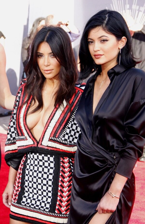 Kim Kardashian i Kylie Jenner. GA