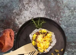 Zapiekane pyrki faszerowane szynką