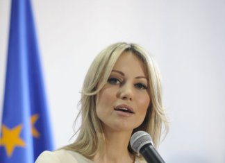 „Aborcja nie może być dostępna na każdym rogu, na życzenie!” – Magdalena Ogórek krytykuje Czarny Protest