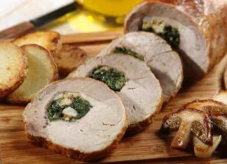 Schab pieczony z grzybami i szpinakiem
