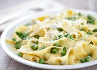 Szybkie i proste tagliatelle z groszkiem