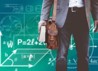 Nauczyciel pracuje tylko kilka godzin dziennie – czyli 5 mitów na temat pracy nauczyciela