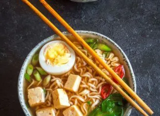 Ramen z kaczki z serem morskim