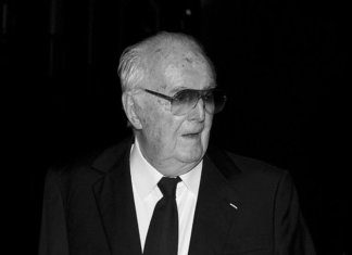 Hubert de Givenchy nie żyje!