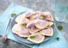 Pierogi z twarogiem i jagodami