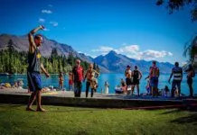 Śmiać się śmierci w twarz – pasja do slackliningu