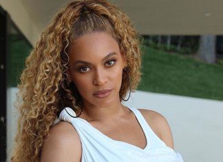 Ciążowy brzuszek Beyonce ujawniony podczas koncertu!