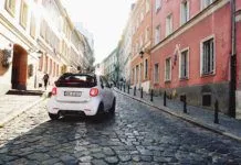 Mały sportowy wariat idealny do miasta