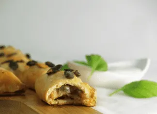 Pieczone pierogi ze śledziem