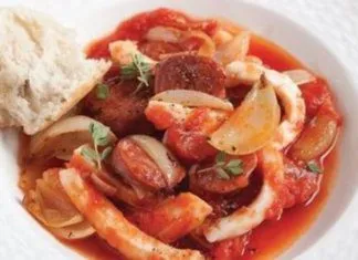 Leczo z chorizo i kalmarów