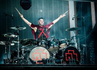 Gest solidarności zespołu Rammstein