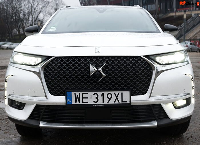DS 7 Crossback PureTech 225 - SUV w najwyższym standardzie AnitaBożek03x - DS 7 Crossback PureTech 225 - SUV w najwyższym standardzie