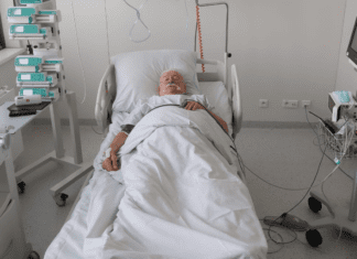 Lech Wałęsa trafił do szpitala