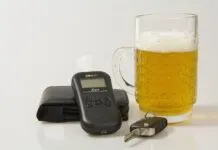 Kontrola trzeźwości w pracy – jakie przepisy regulują?