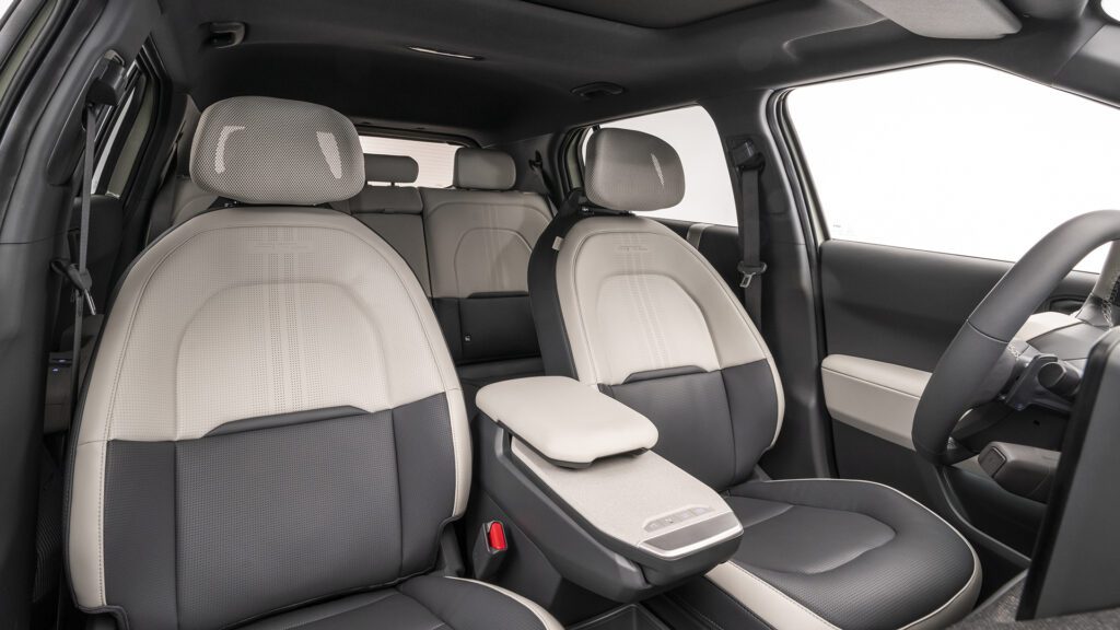 Kia EV3: Nowy standard w kompaktowych elektrycznych SUV-ach