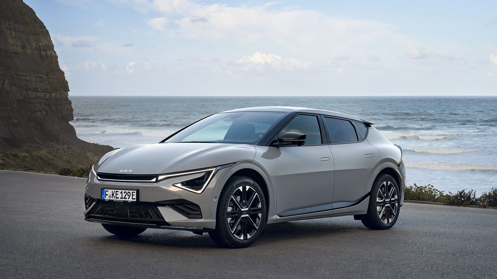 Kia prezentuje nową erę mobilności – debiuty PV5 i nowego EV6 podczas Poznań Motor Show 2025