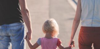 Partner jak dziecko – kiedy związek staje się terapią partner jak dziecko