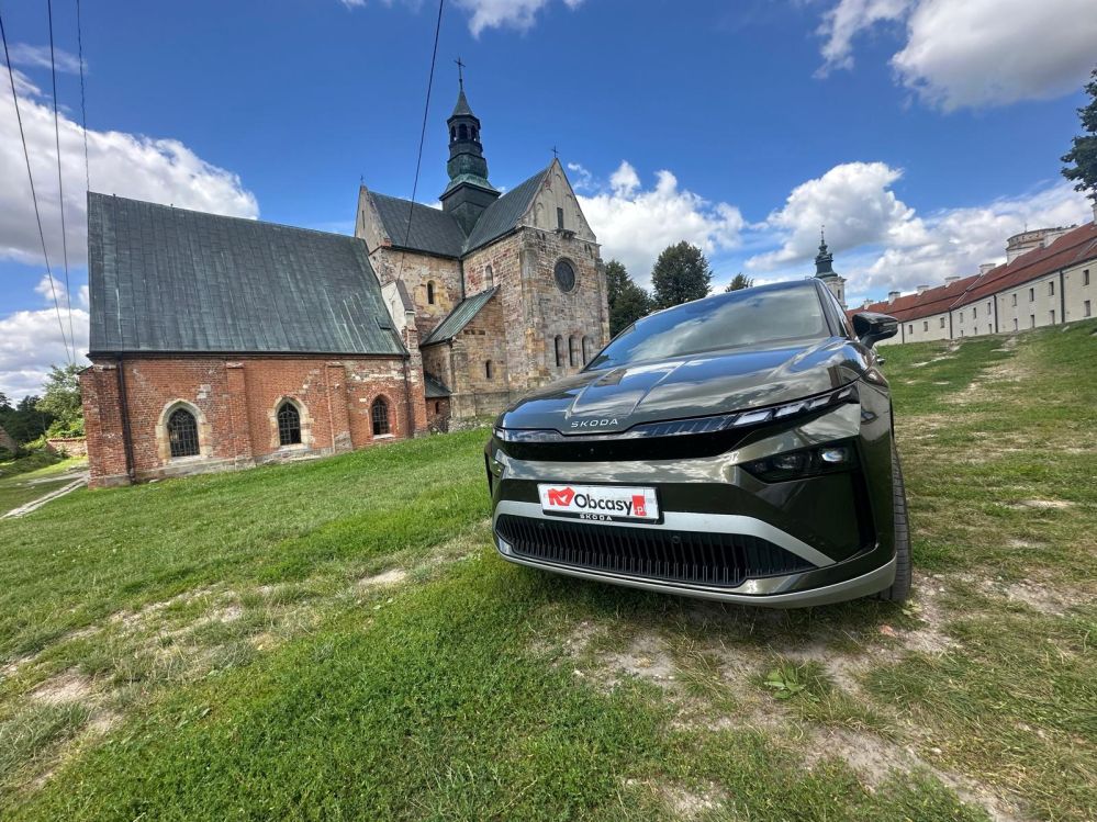 Dziewczyny z Obcasów testują Škoda Enyaq 85X – SUV, który zachwyca w podróży