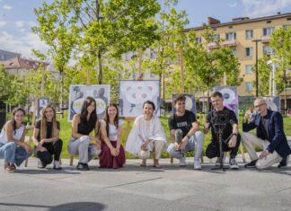 Smartfon w dłoni i… pogłębiające się kryzysy u dzieci