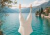 Bikini, sukienki i beachwear od Melissa Odabash. Wakacyjne trendy 2026