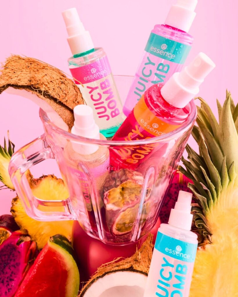 essence TROPICAL DROP – tropikalne mgiełki do ciała JUICY BOMB na lato 2026