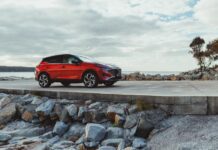 Nissan Qashqai e-POWER przejechał ponad 1300 km na jednym baku Nissan Qashqai e-POWER przejechał ponad 1300 km na jednym baku. Hybryda potwierdza swoją efektywność