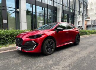 Nowe Renault Clio E-Tech 160 w naszym teście. Miejski samochód, który chce być czymś więcej