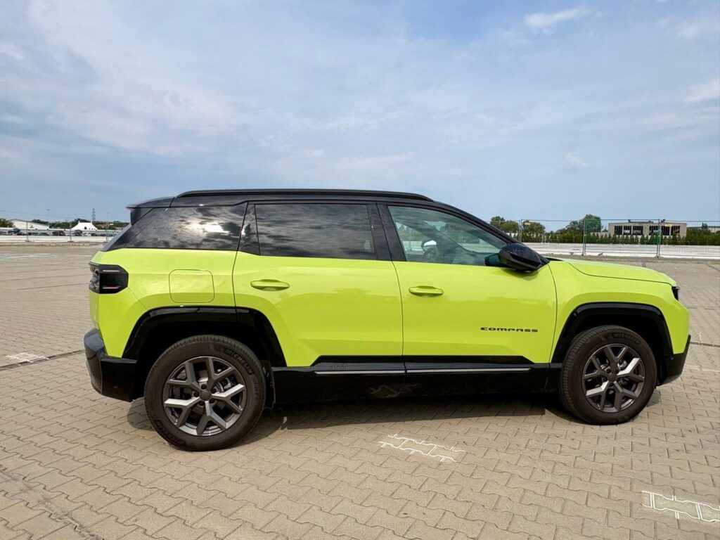 Jeep Compass e-Hybrid – miejski test dziewczyn z Obcasów