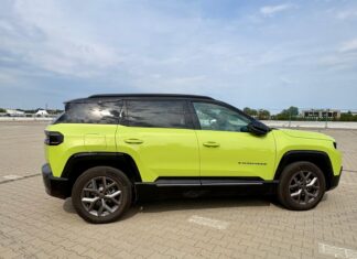 Jeep Compass e-Hybrid – miejski test w odważnej zieleni Jeep Compass e-Hybrid – miejski test dziewczyn z Obcasów