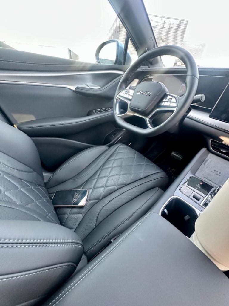BYD SEALION 7 – sportowy SUV, który przyciąga spojrzenia