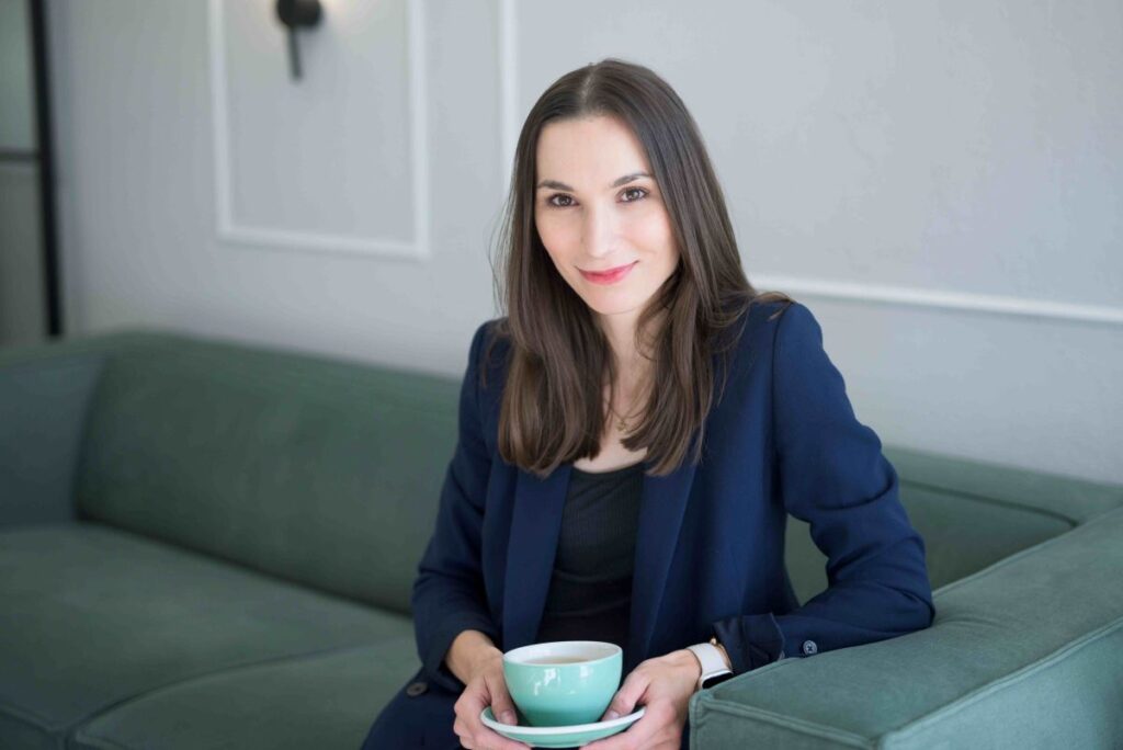 Dr Maria Brzegowy jest dietetyczką, specjalistką żywienia klinicznego